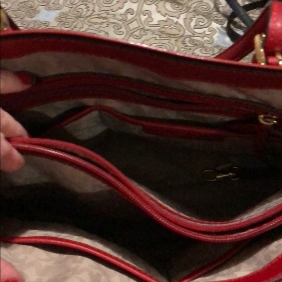 Red Michael Kors tote - Picture 3 of 5